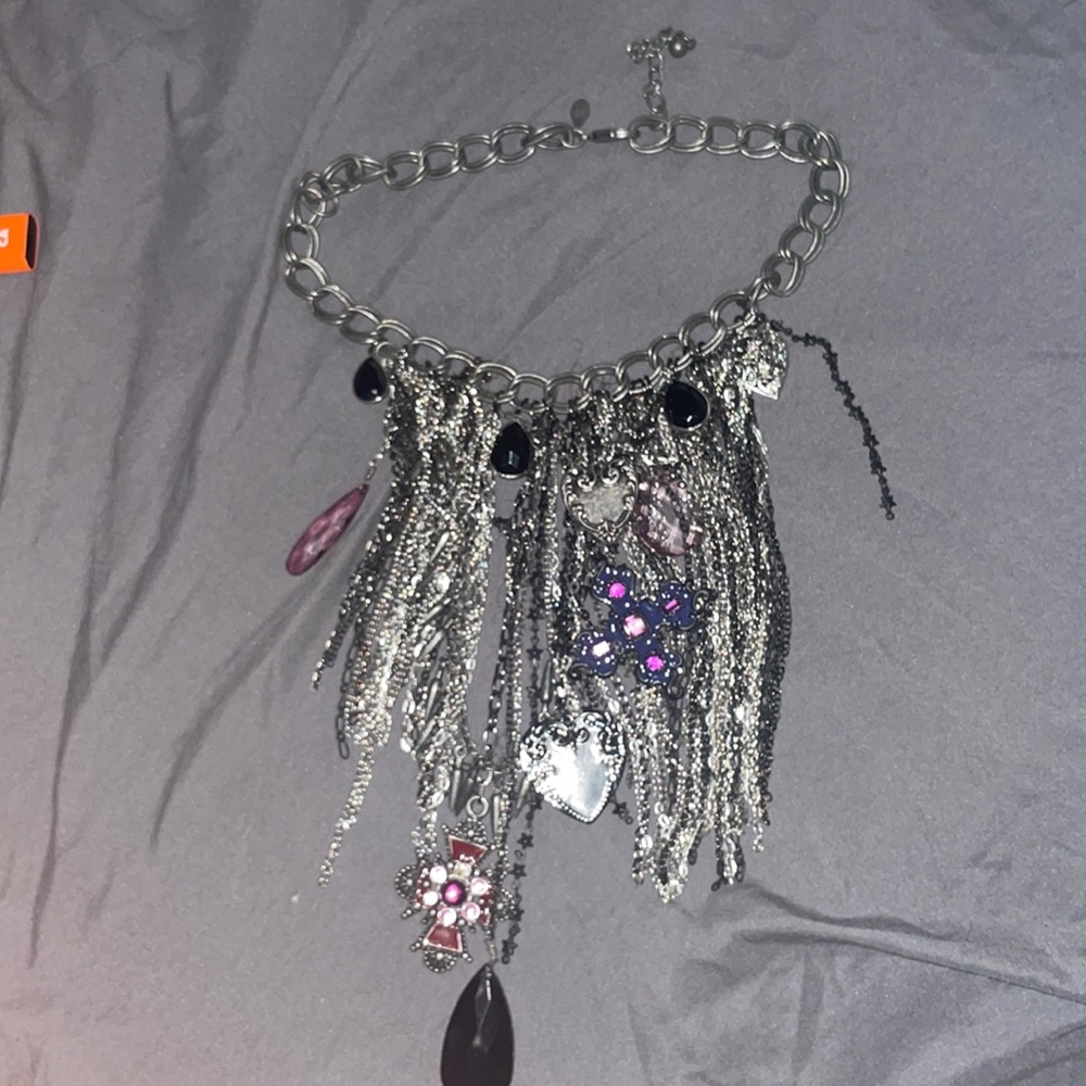 Express necklace